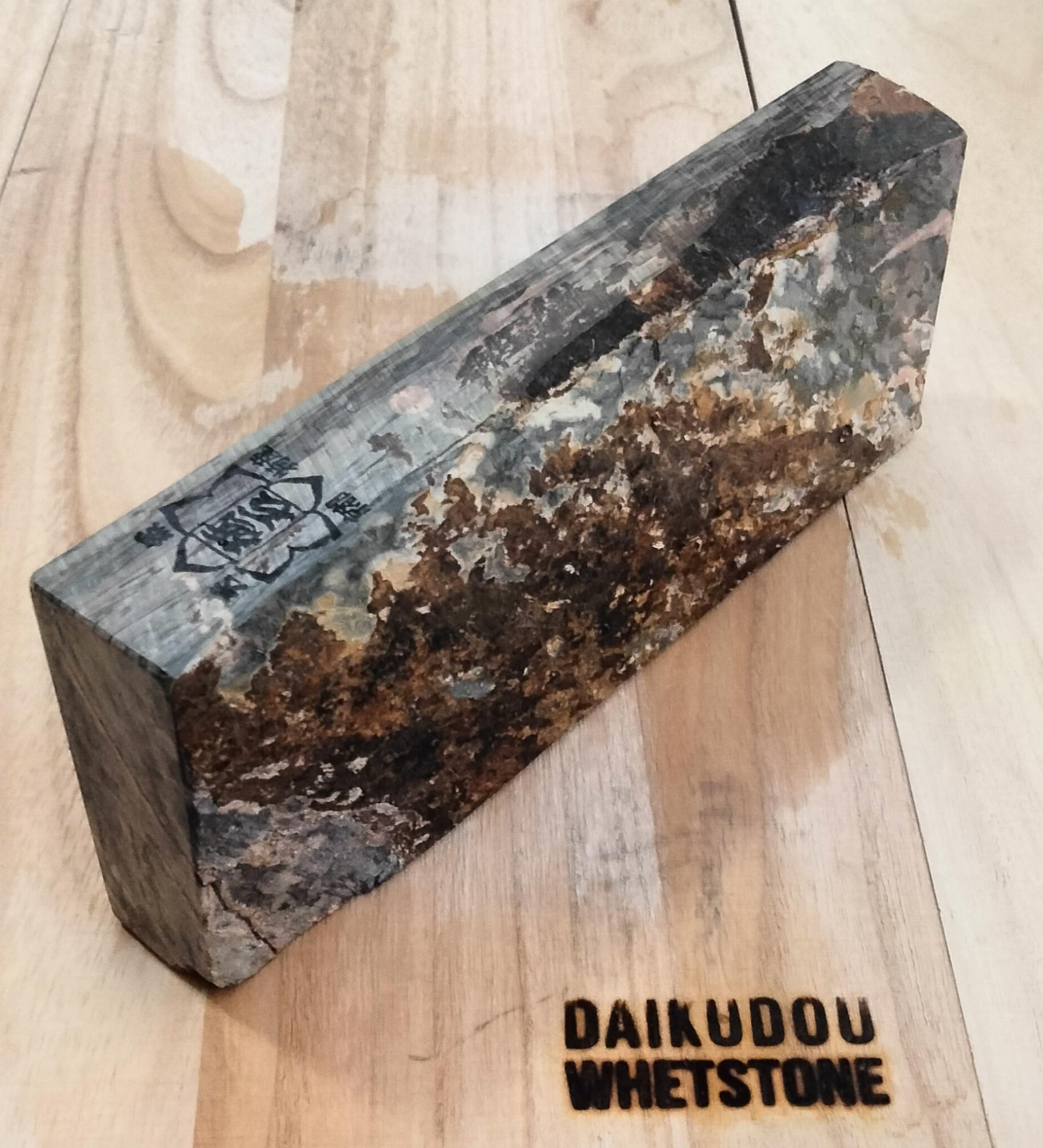 Shohonzan Karasu 1145g, Dressed, Black Crow Pattern, Finishing Stone