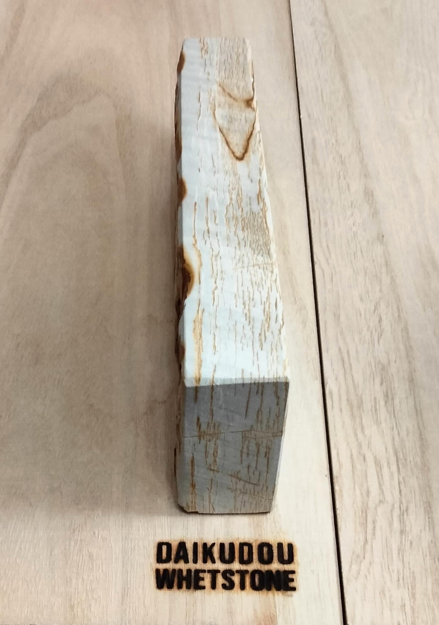 Shohonzan White  Tenjo Suita 1175g – Soft Japanese Natural Whetstone with Golden Renge Pattern | Finishing Stone for Knife
