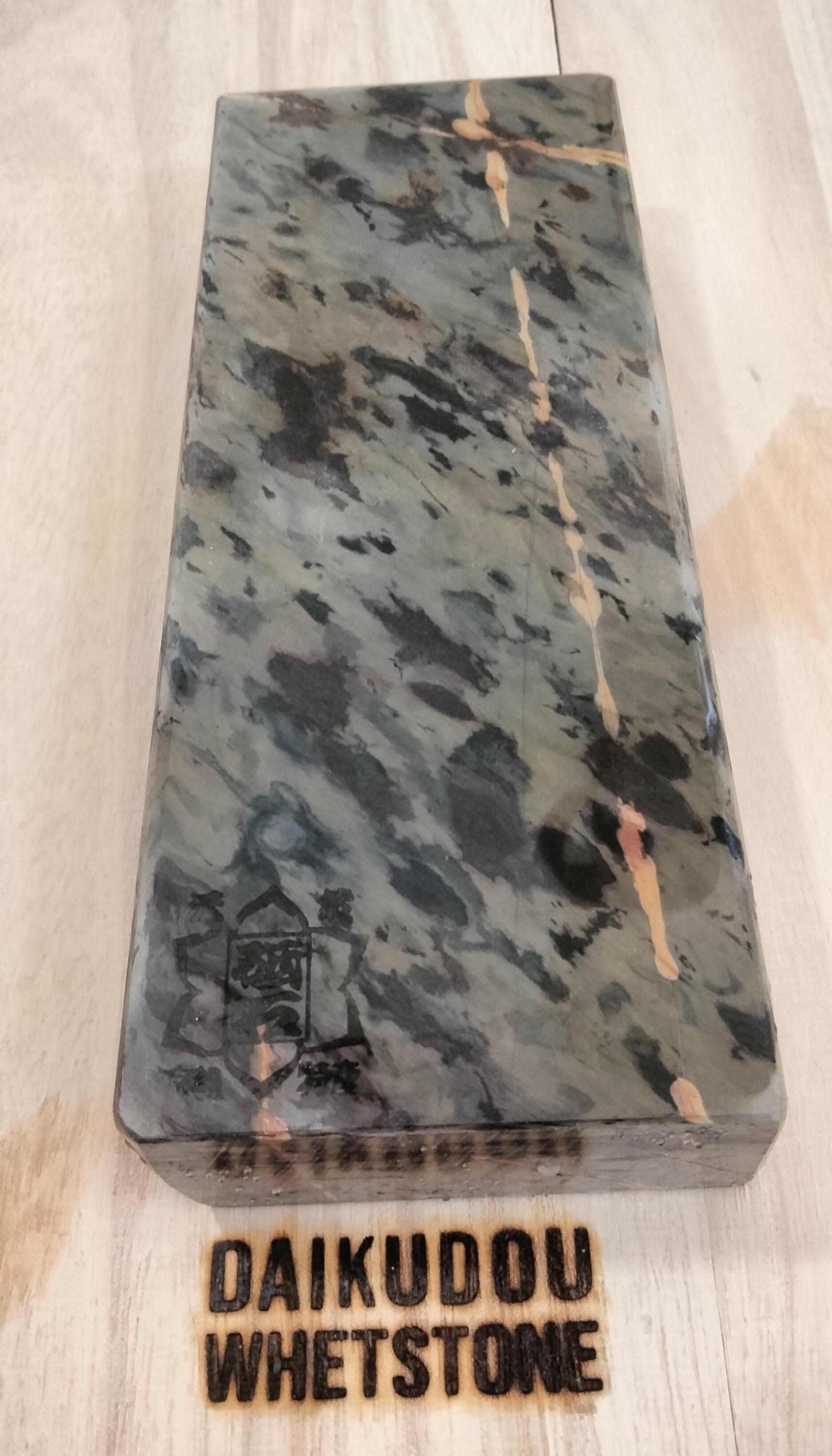 Shohonzan Karasu 1145g, Dressed, Black Crow Pattern, Finishing Stone