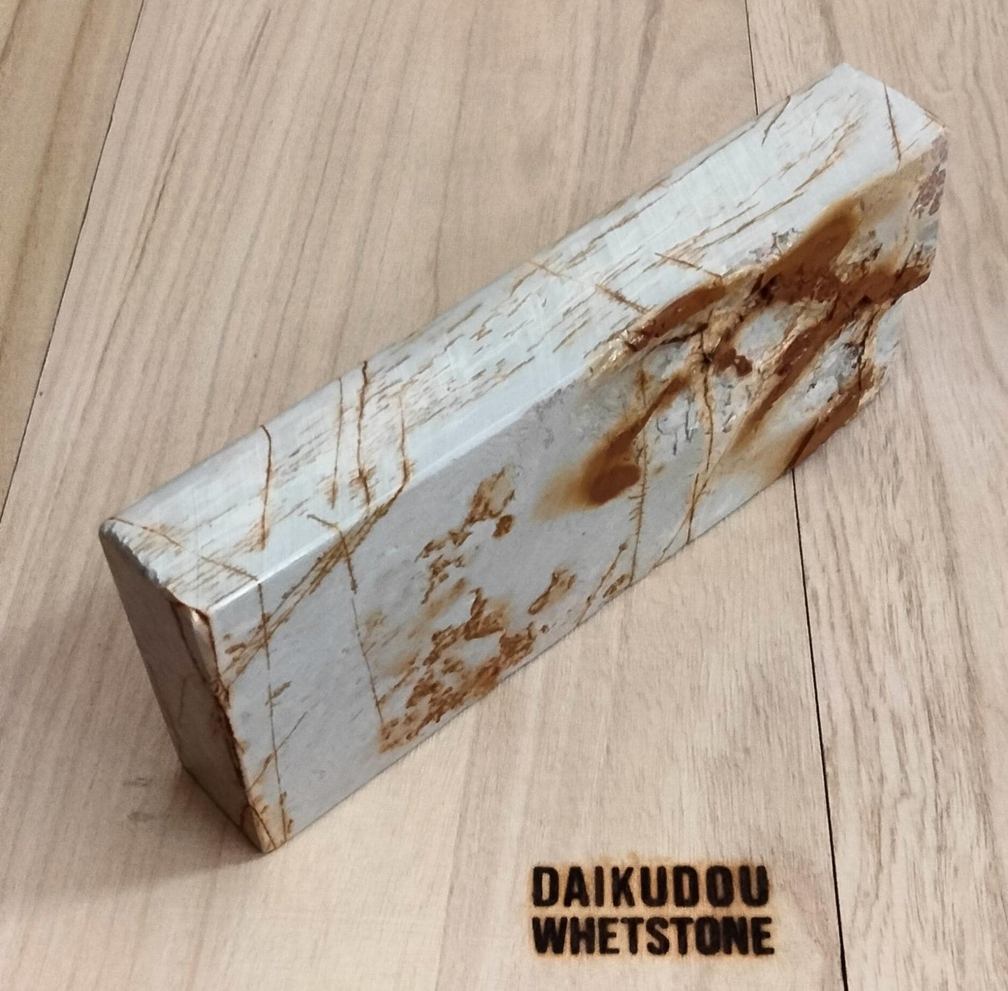 Natural Whetstone White Suita 1369g | Made in Japan, Kyoto, Shohonyama