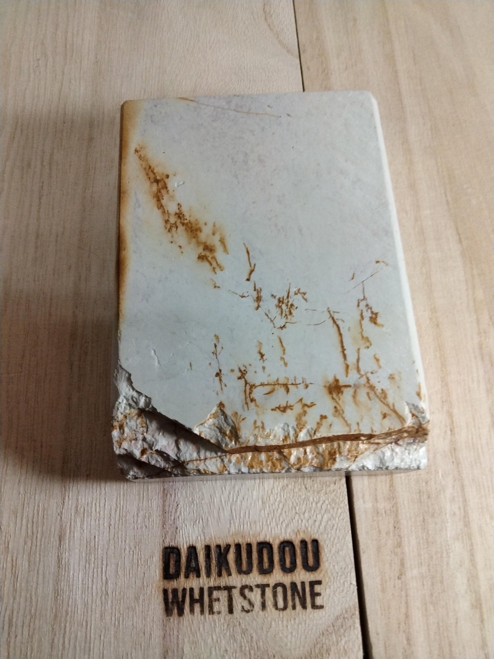 Natural Whetstone White Suita 911g | Made in Japan, Kyoto, Shohonyama
