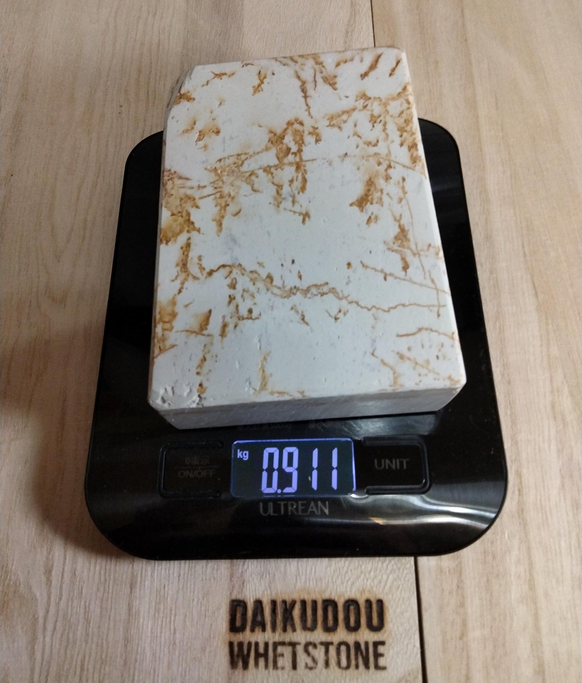 Natural Whetstone White Suita 911g | Made in Japan, Kyoto, Shohonyama
