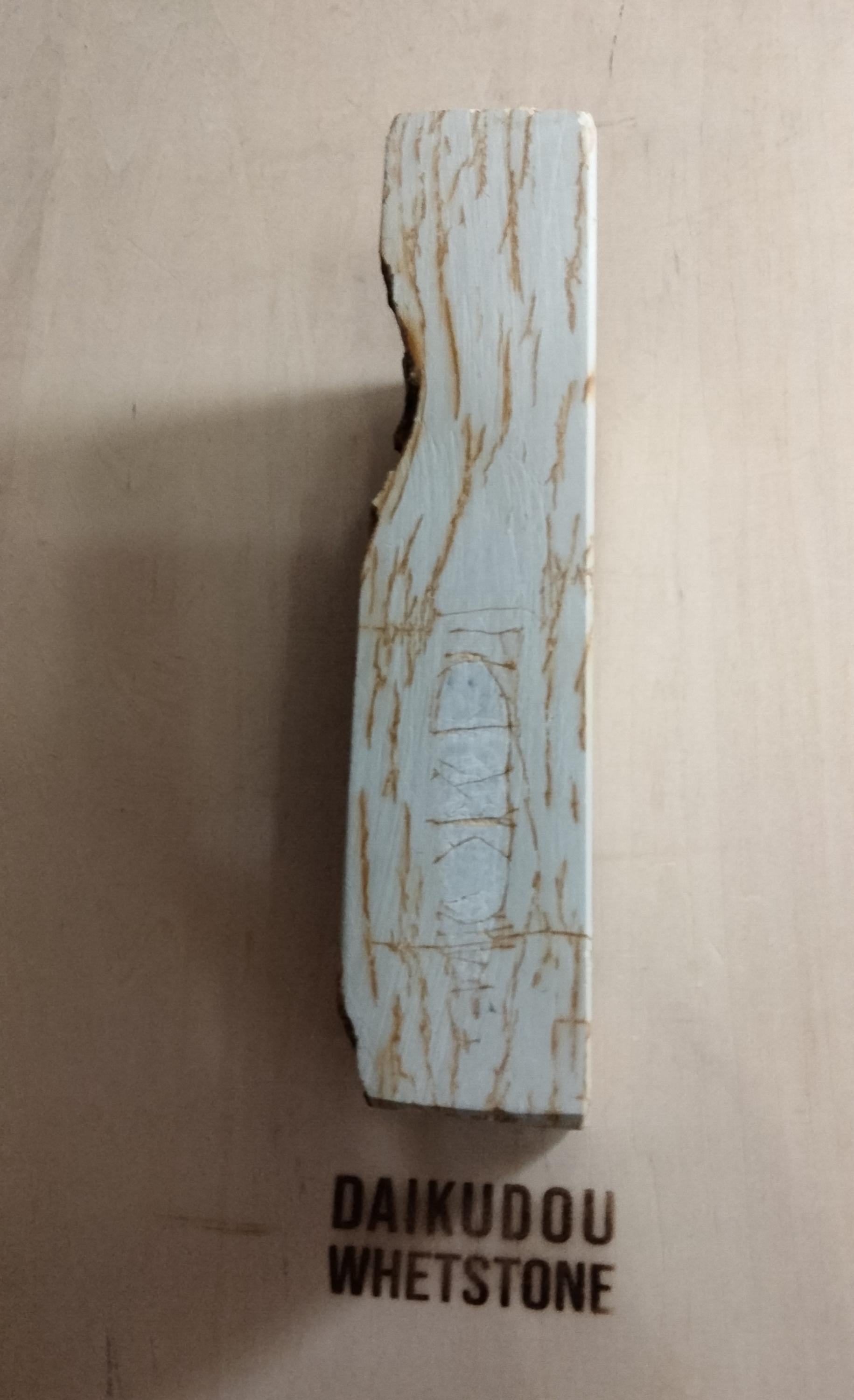 Natural Whetstone White Suita 883g | Mysterious Script Pattern | Made in Japan, Kyoto, Shohonyama