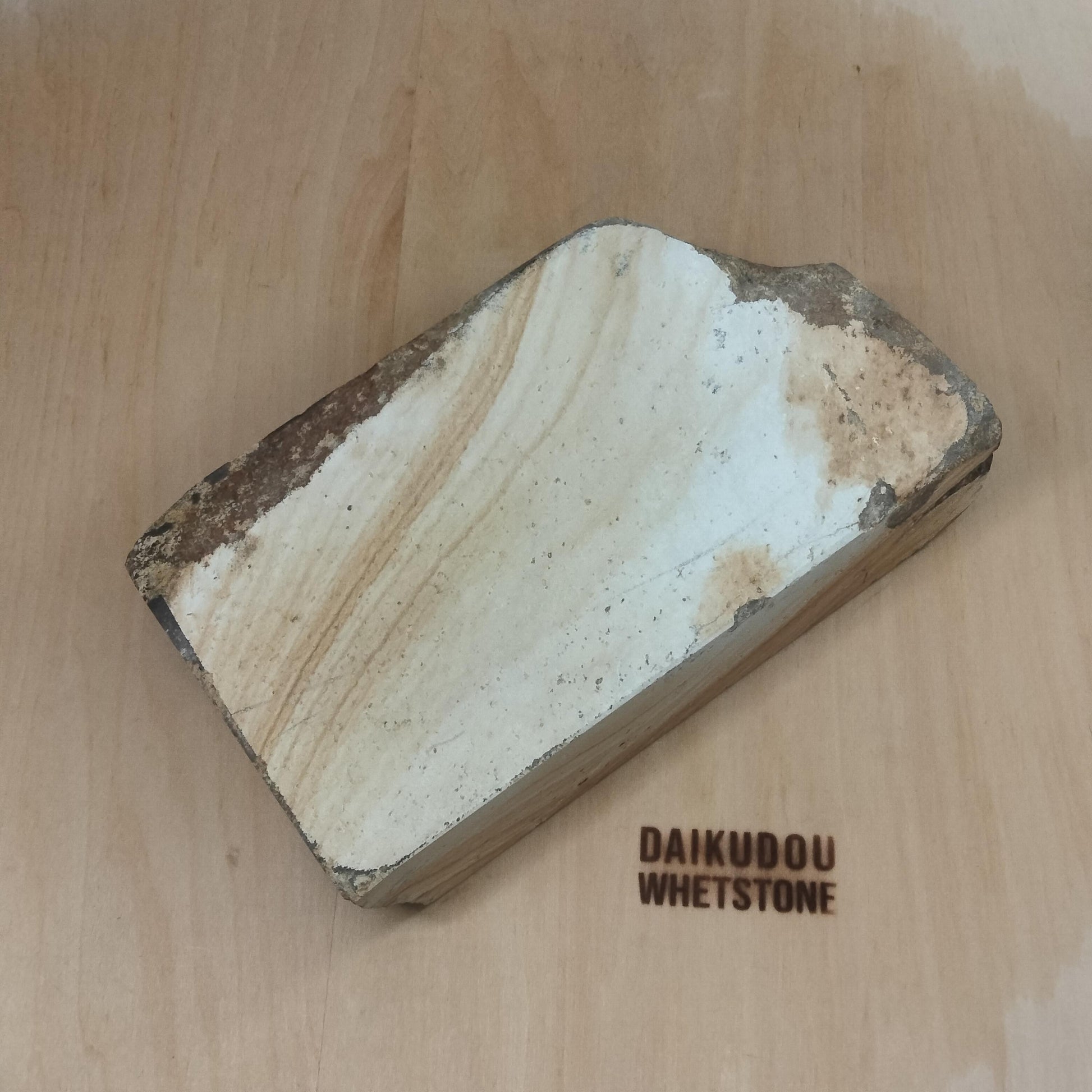 Natural Whetstone Iyō Meito 2441g | Medium Stone | Made in Japan