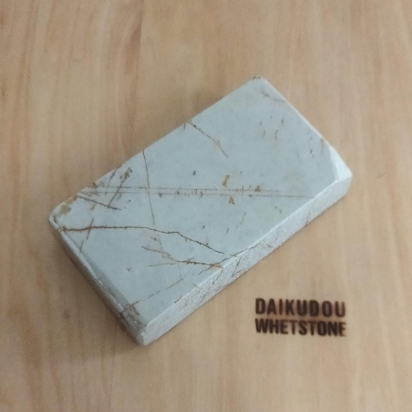 Natural Whetstone White Suita Momiji 913g | Made in Japan, Kyoto, Shohonyama