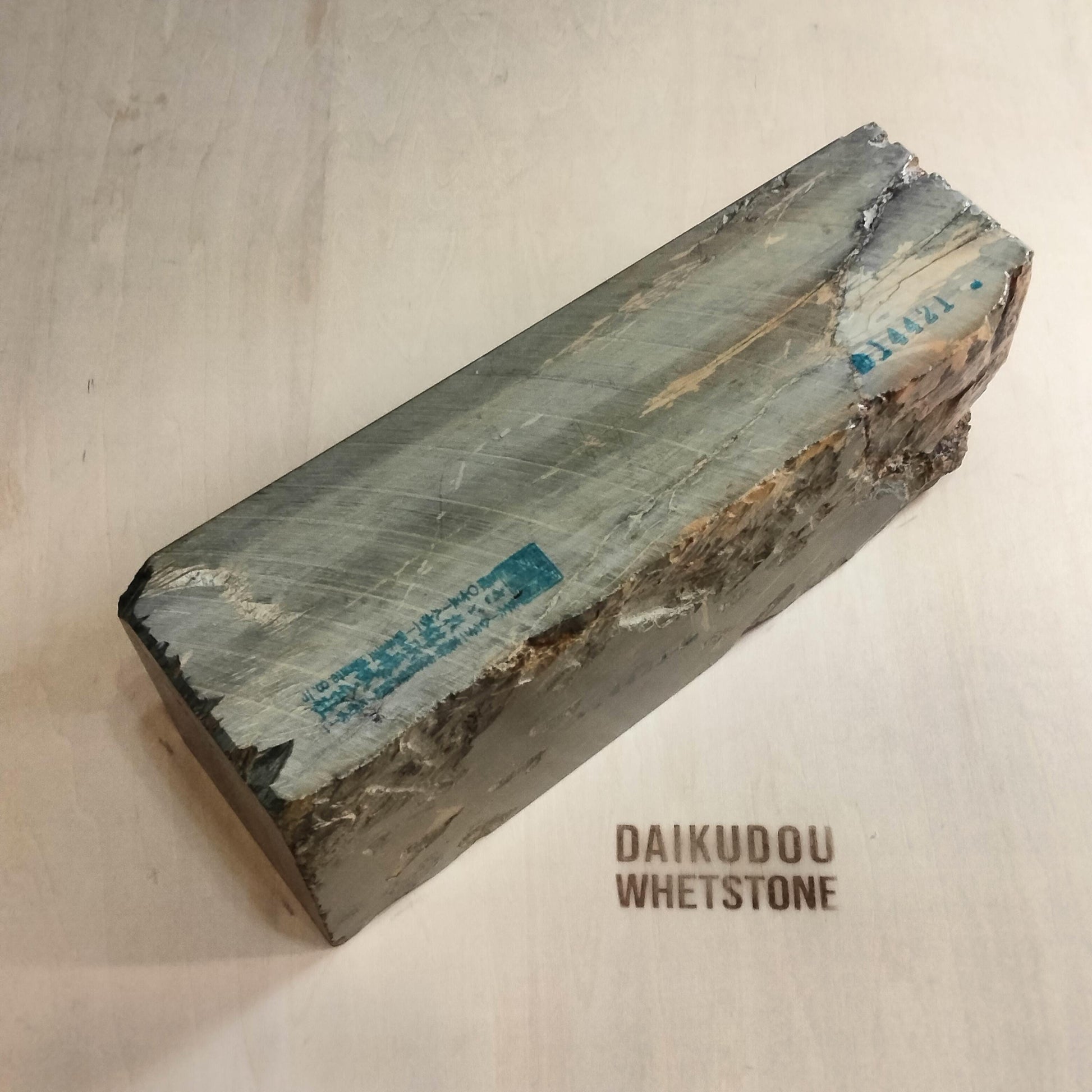 Natural Whetstone Nakayama Tomae “Polarized Type” 2357 g | Made in Japan, Kyoto, Shohonyama