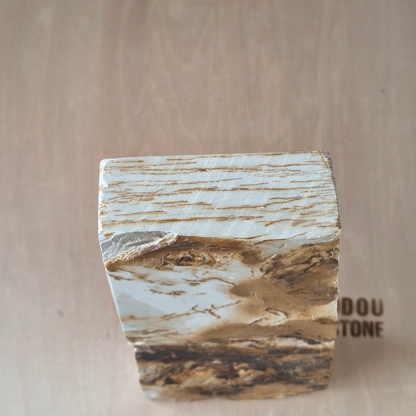 Natural Whetstone White Suita 883g | Mysterious Script Pattern | Made in Japan, Kyoto, Shohonyama