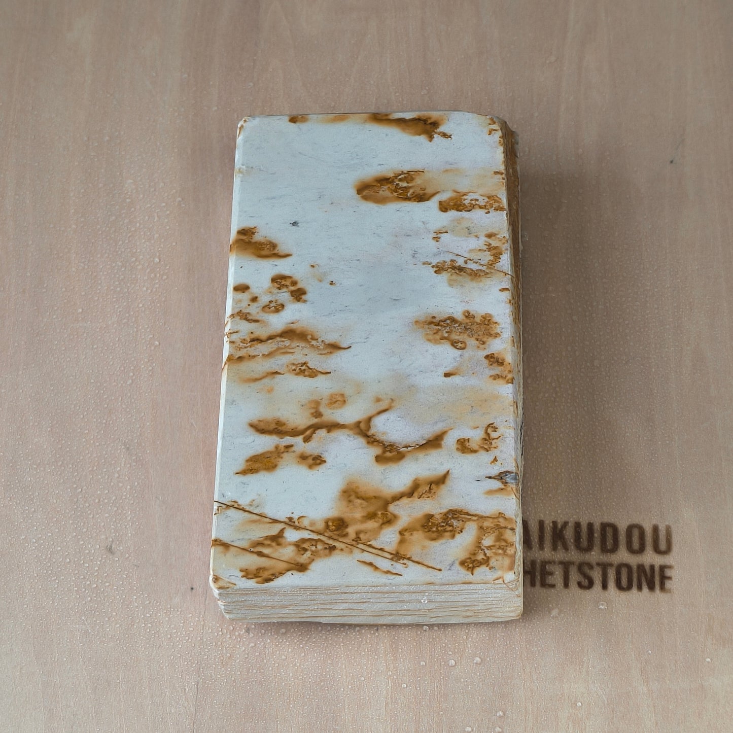 Natural Whetstone White Suita 883g | Mysterious Script Pattern | Made in Japan, Kyoto, Shohonyama