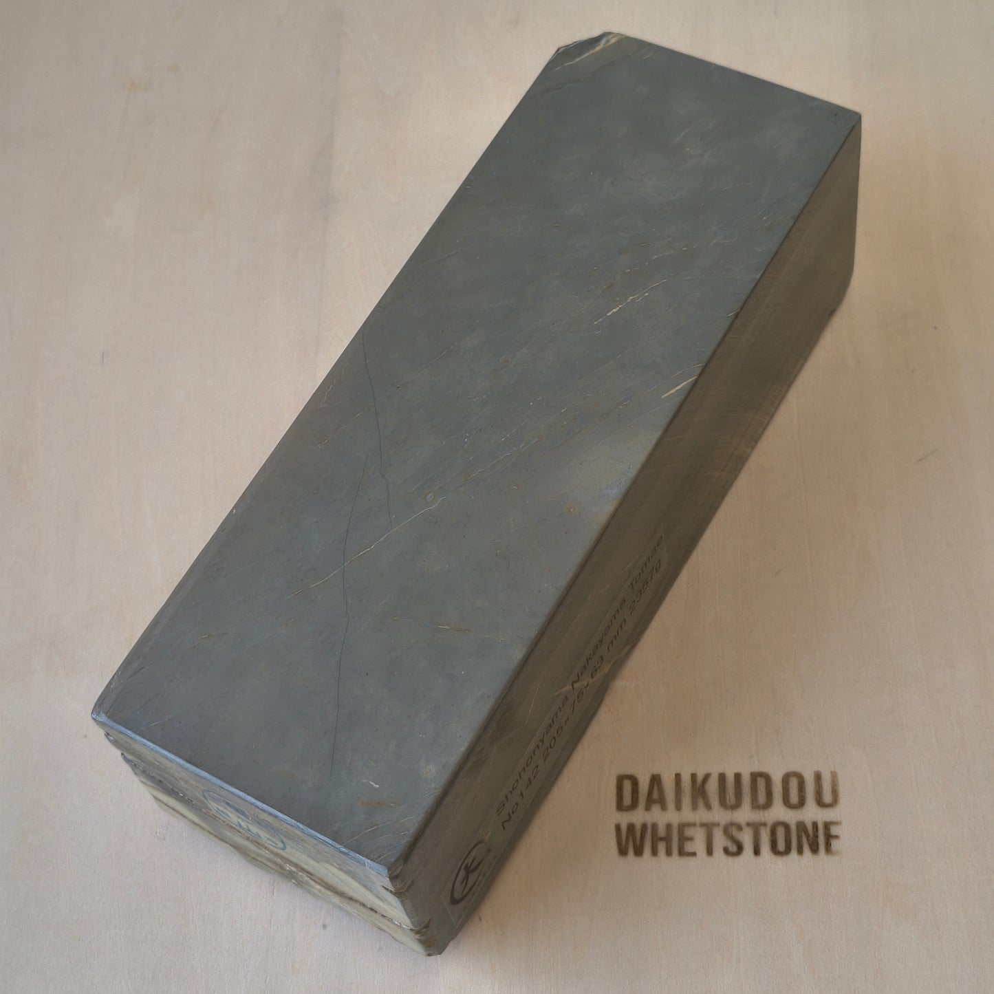 Natural Whetstone Nakayama Tomae "Polarized Type" 2357 g | Made in Japan, Kyoto, Shohonyama