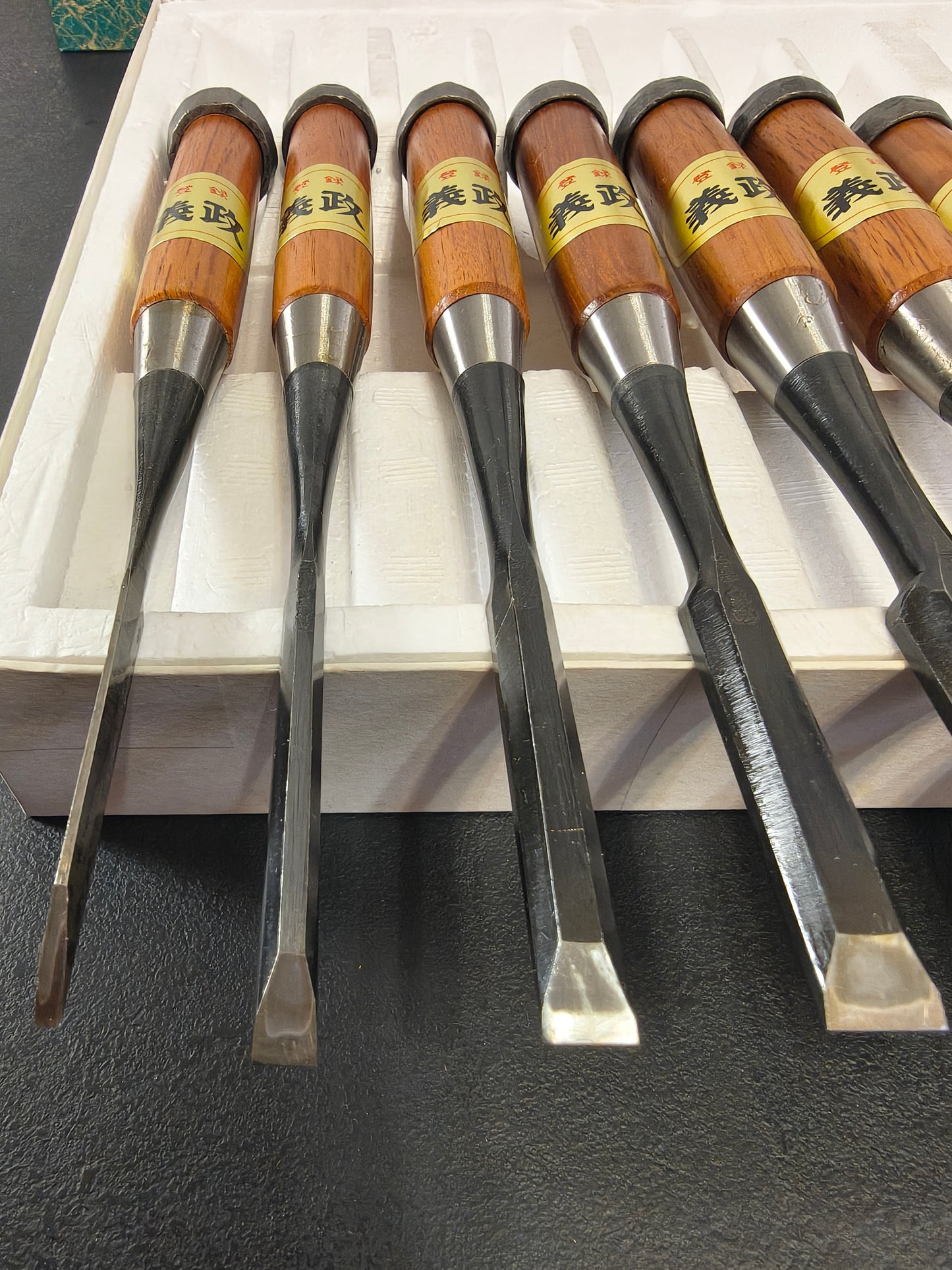 Vintage Chisel Set Yoshimasa Oire Nomi 10pcs | Made in Japan | Unused